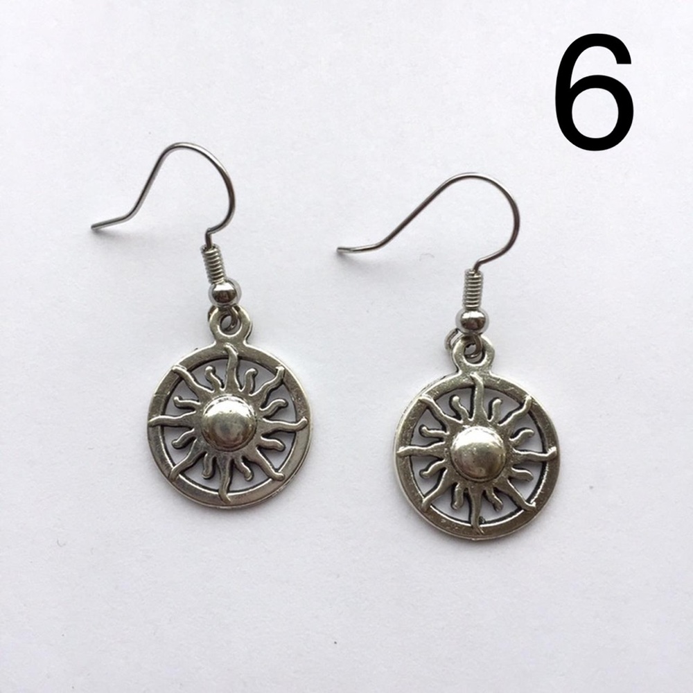 SUN EARRINGS - Picture 7 of 10